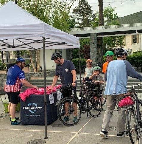 Fairfax City BTWD 2022 _Shirt Pickup Table